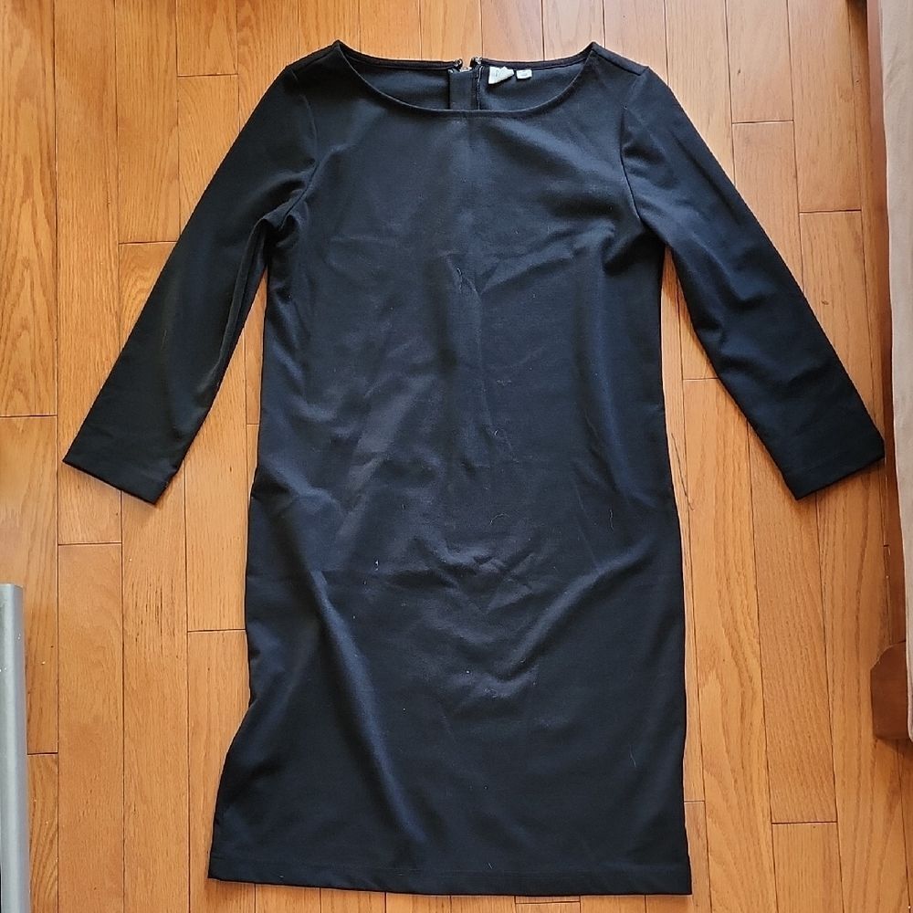 GAP Classic Black Long Sleeve Dress- Women's Size Small